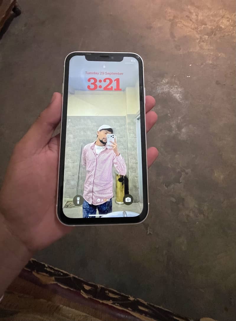 Apple iPhone XR 5