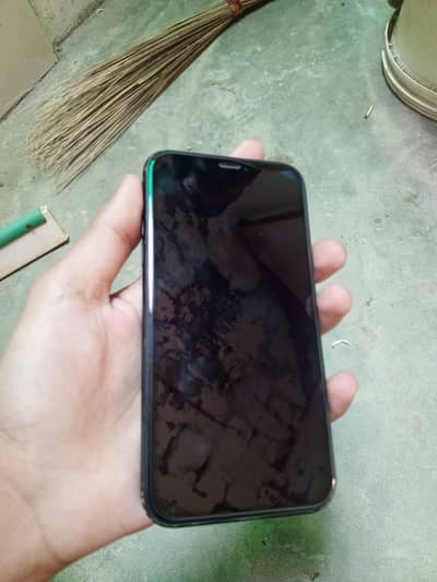 Apple iPhone XR