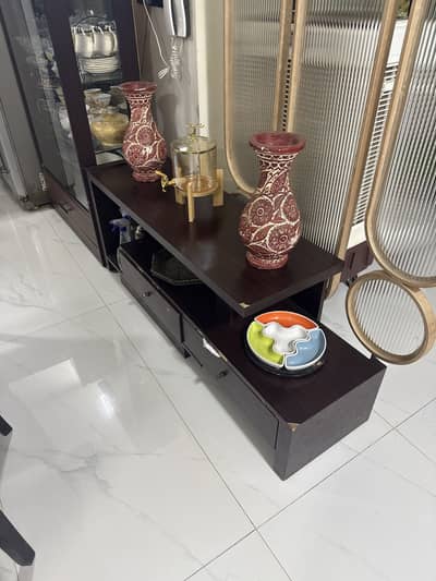 Modern futuristic lcd trolley and tv table
