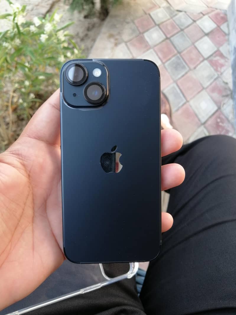 Apple iPhone 14 jv 4