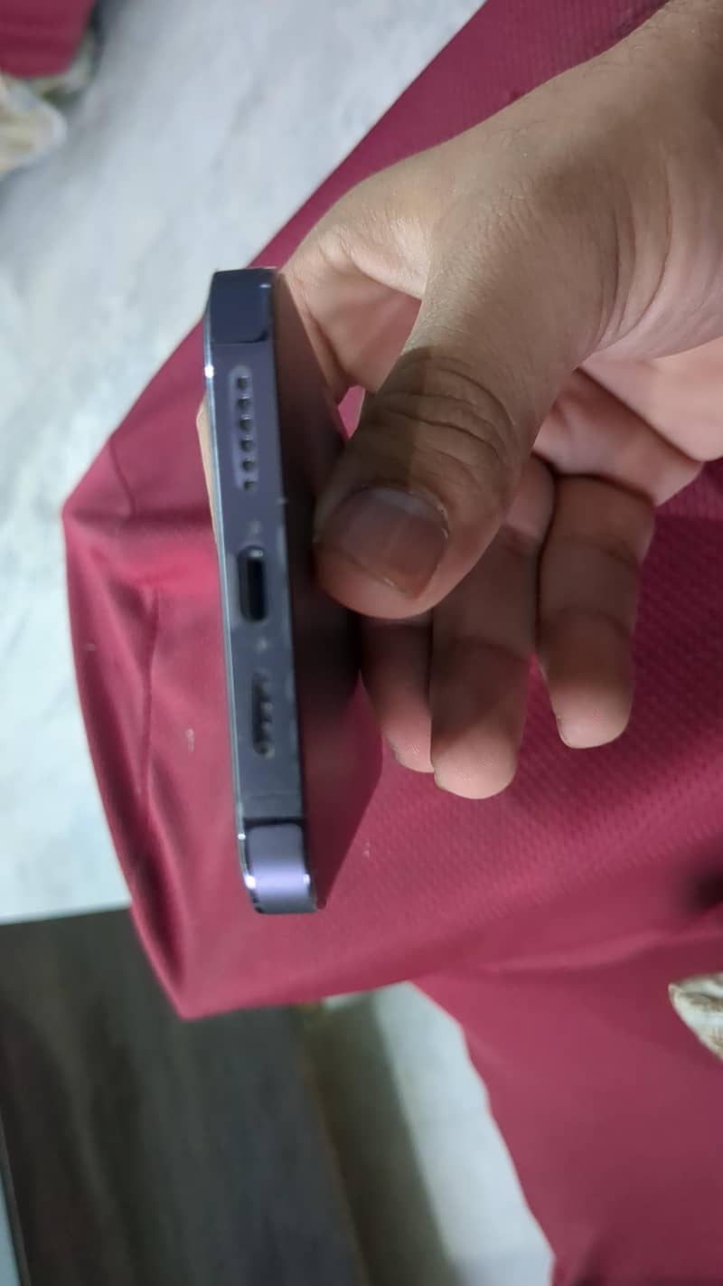 Apple iPhone 14 Pro Max 2