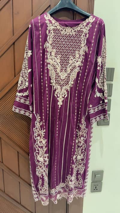 Embroidery dress