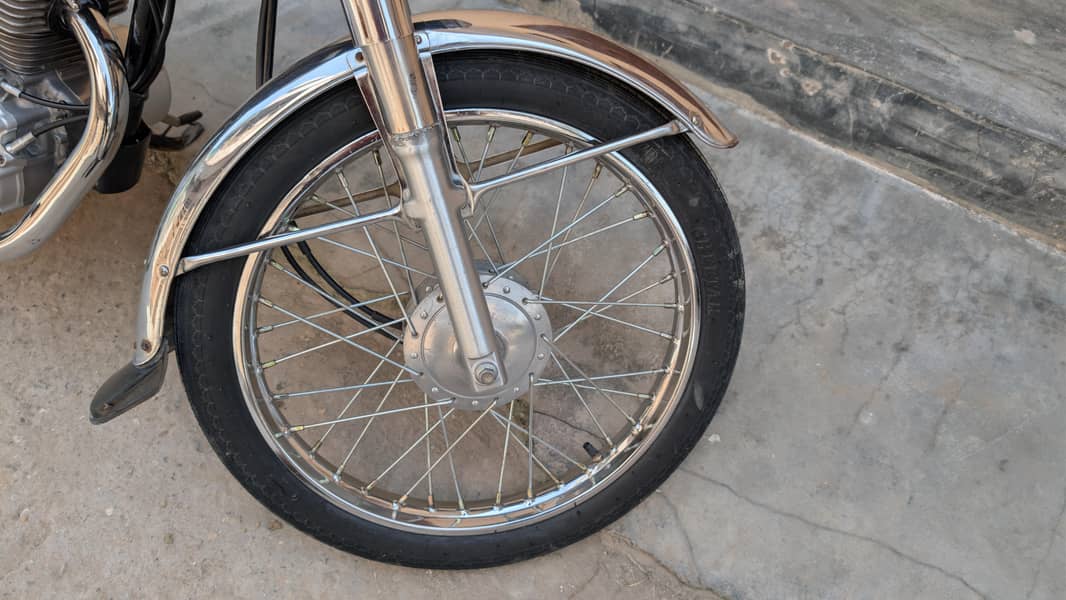 Honda 125 2000 model 3