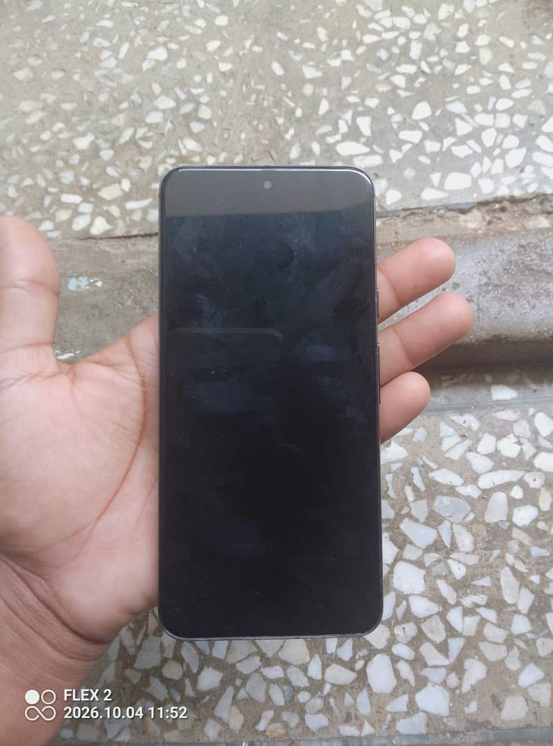 Google Pixel 8 4