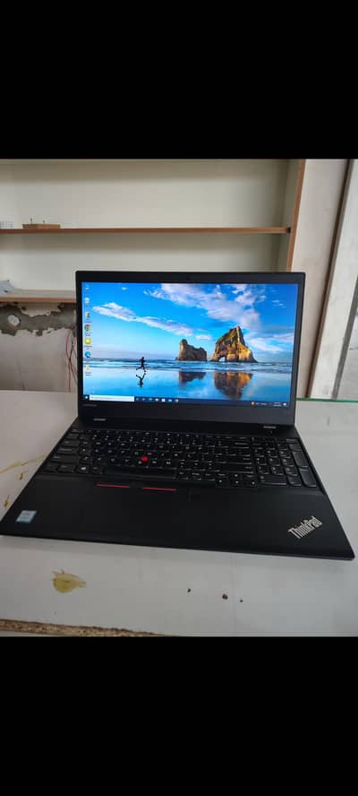 Lenovo ThinkPad T570 | Core i5 7th Gen | 8GB RAM | Touchscreen