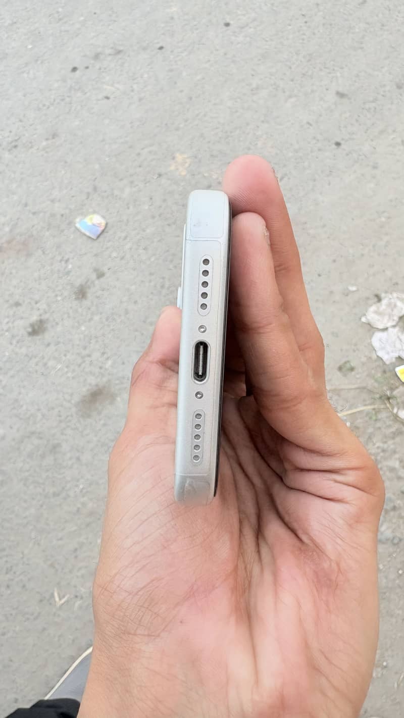 Apple iPhone 17 Pro 3