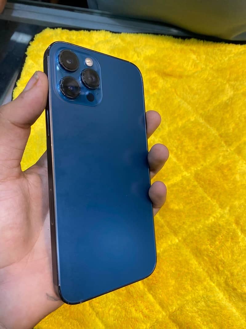 Apple iPhone 12 Pro Max 2