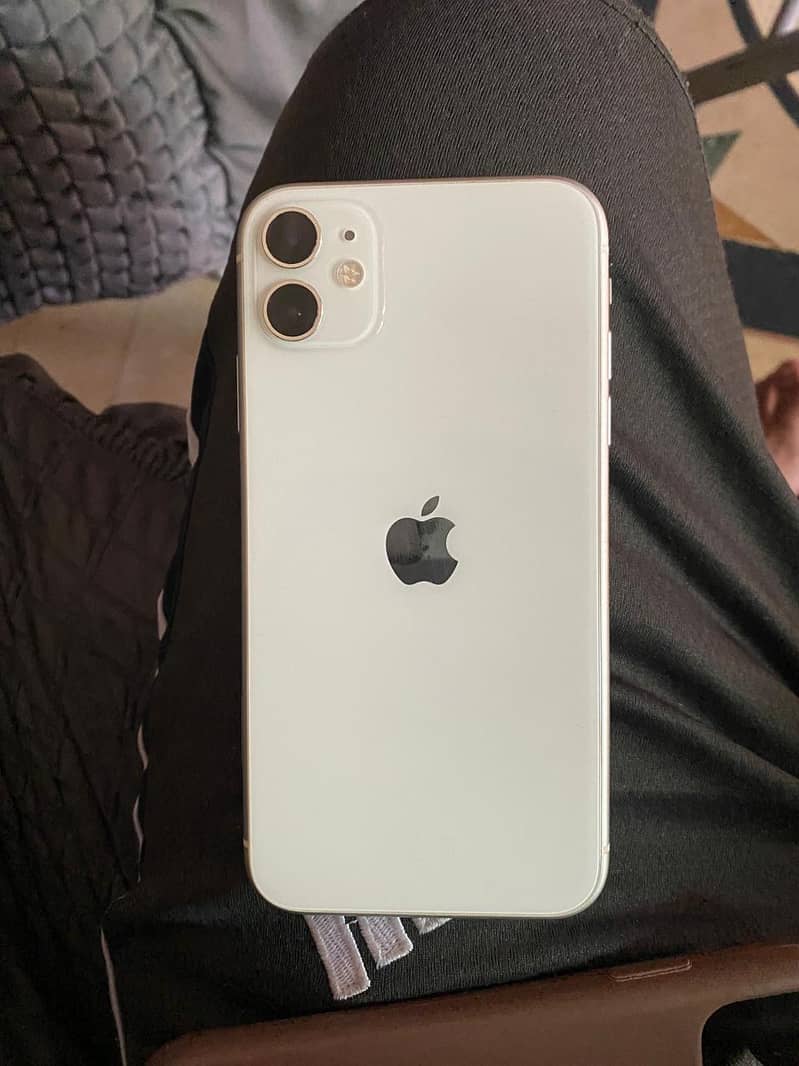 Apple iPhone 11 0