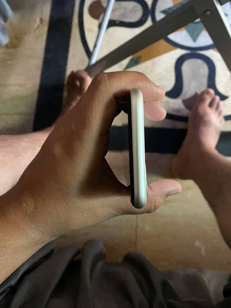 Apple iPhone 11 1
