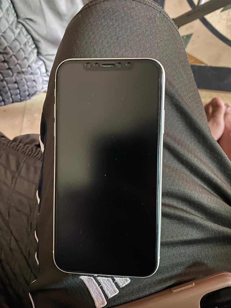 Apple iPhone 11 6