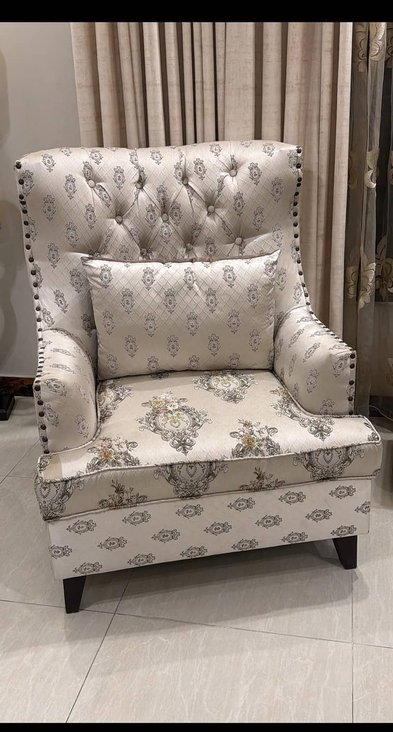 2 Sofa Chairs 0