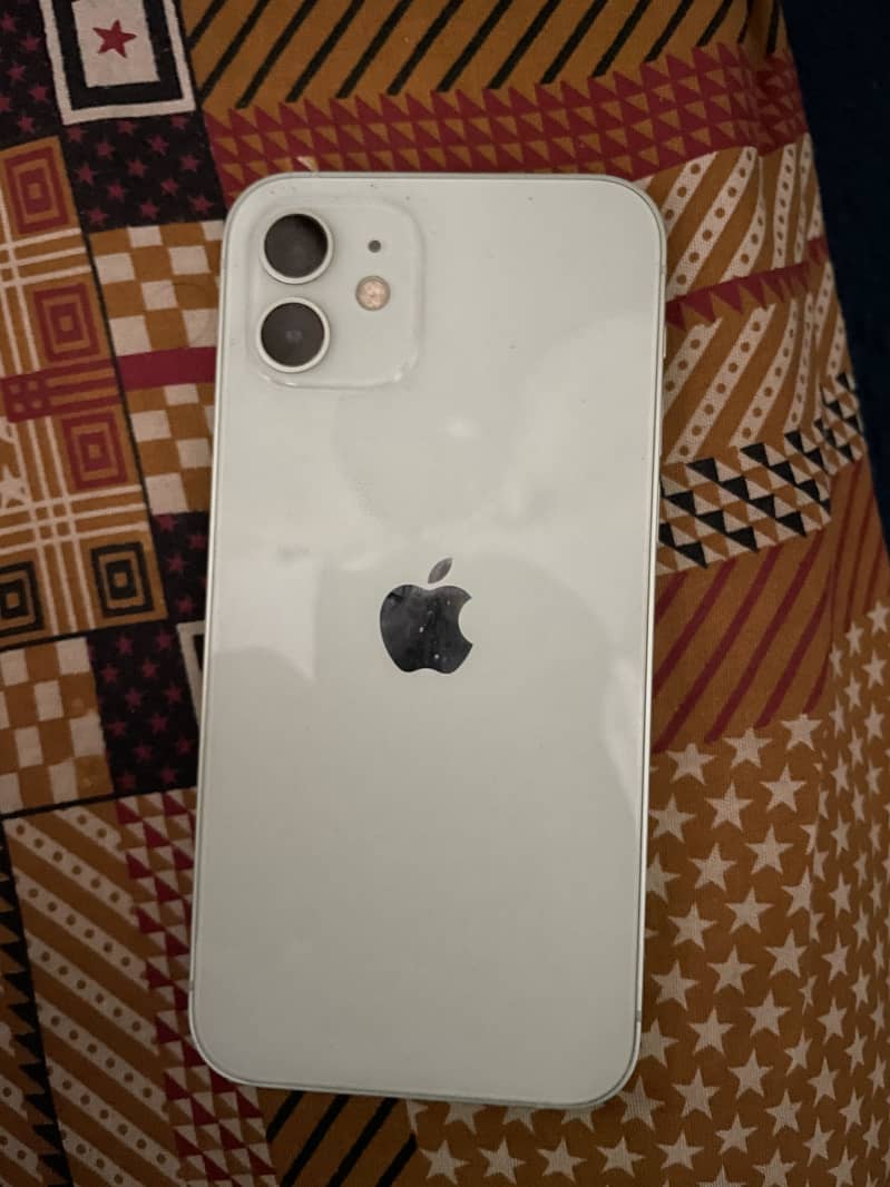 Apple iPhone 12 0