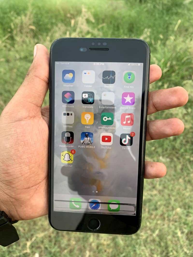 Apple iPhone 7 Plus 2