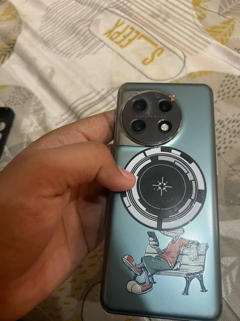 One Plus 11 6