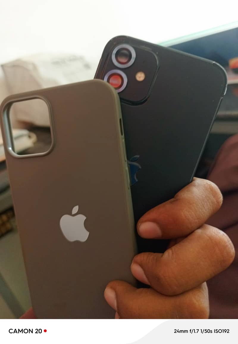 Apple iPhone 12 8