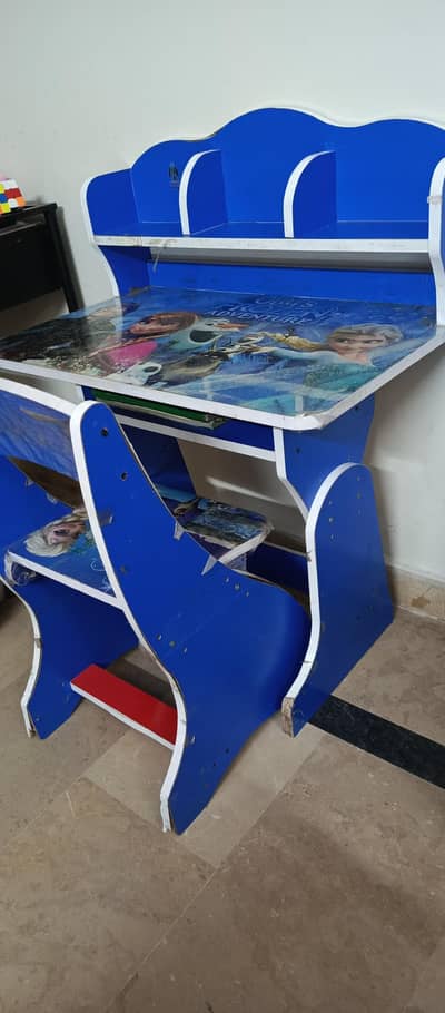 kids Study table and chair