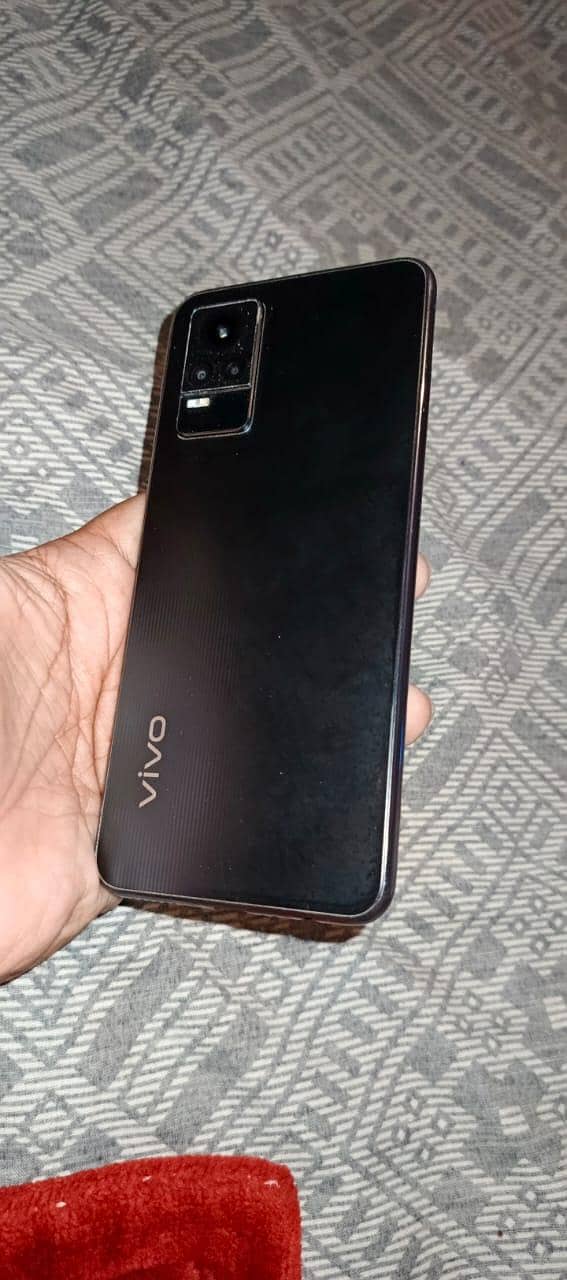 Vivo V21e 1