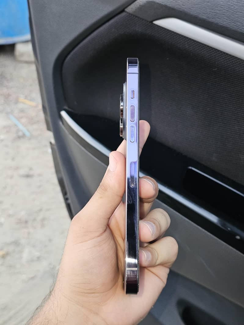 Apple iPhone 14 Pro Max 5