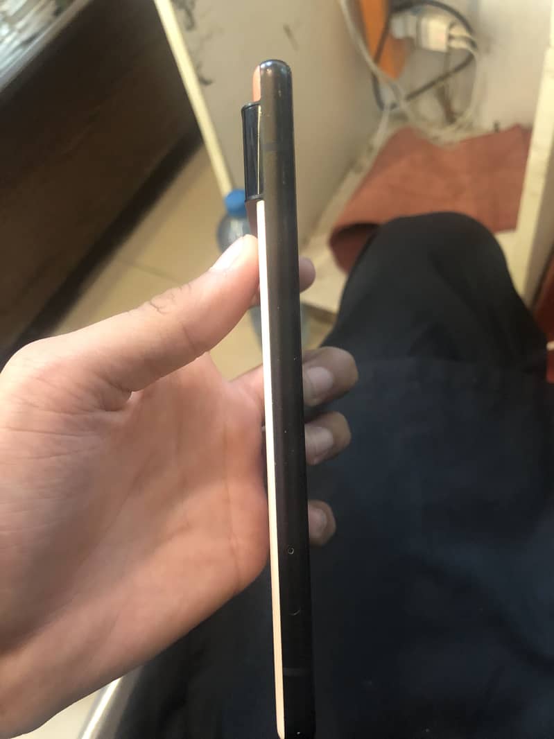 Google Pixel 6 3