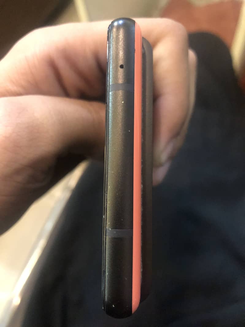Google Pixel 6 4