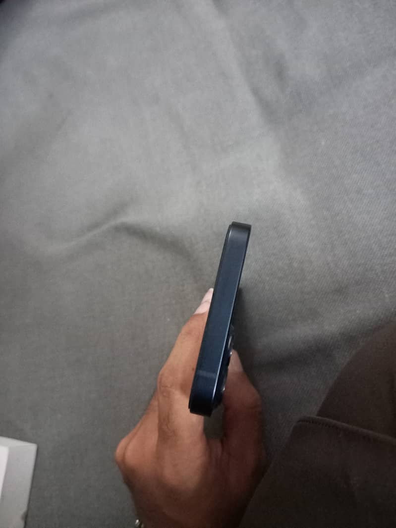 iPhone 13 non pta 1
