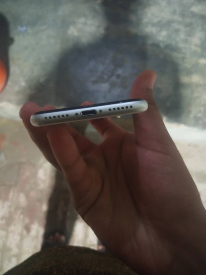 Apple iPhone SE 2