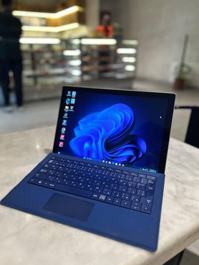 Microsoft Surface Pro 5 – Core i5 | 8GB RAM | 256GB SSD | Windows 11
