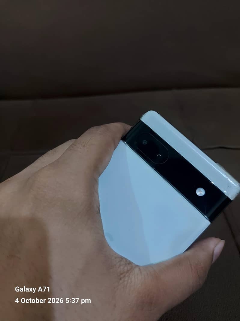 Google Pixel 6a 1