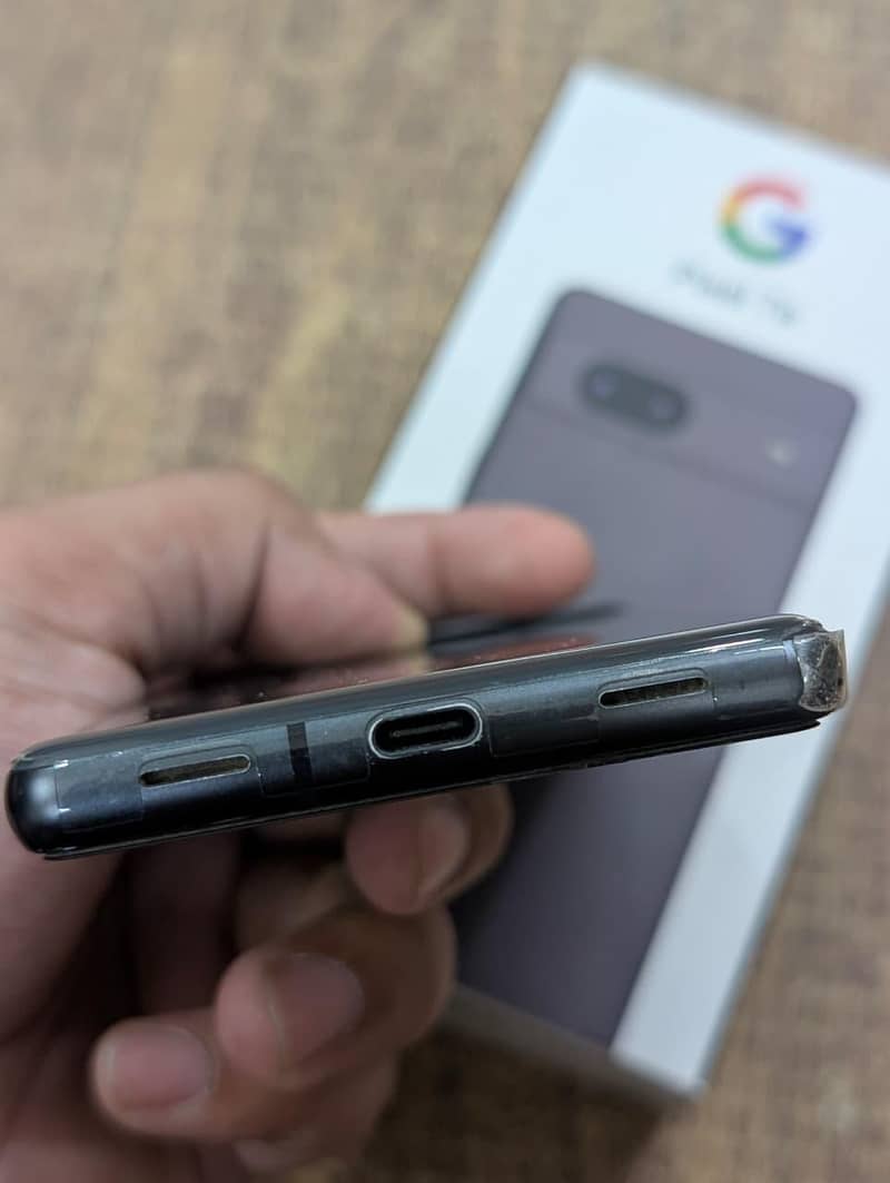 Google Pixel 7a 4