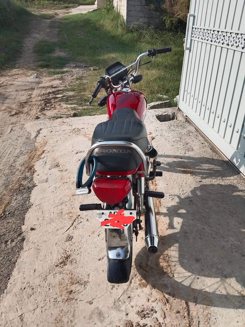 Honda CD70 5