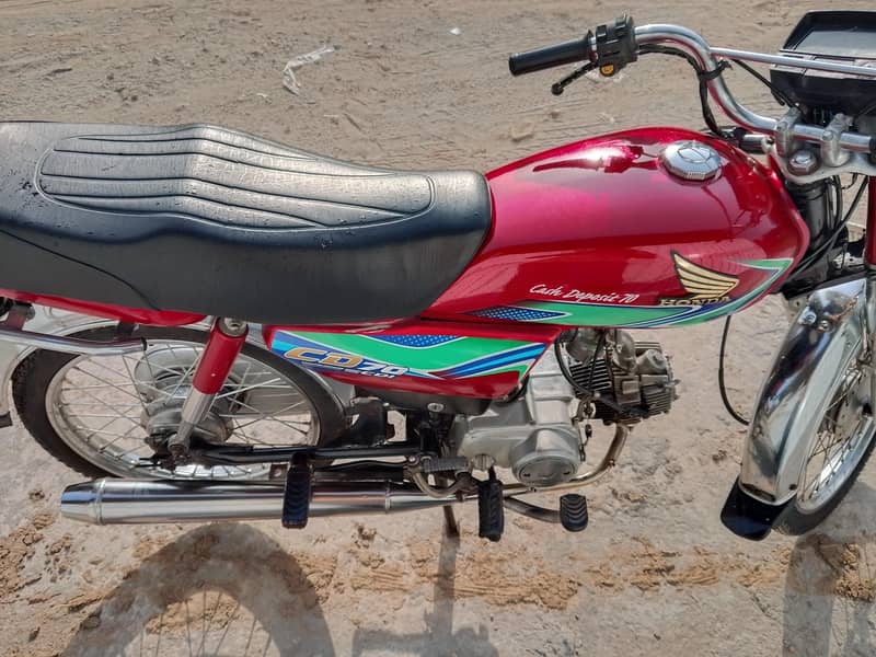 Honda CD70 8