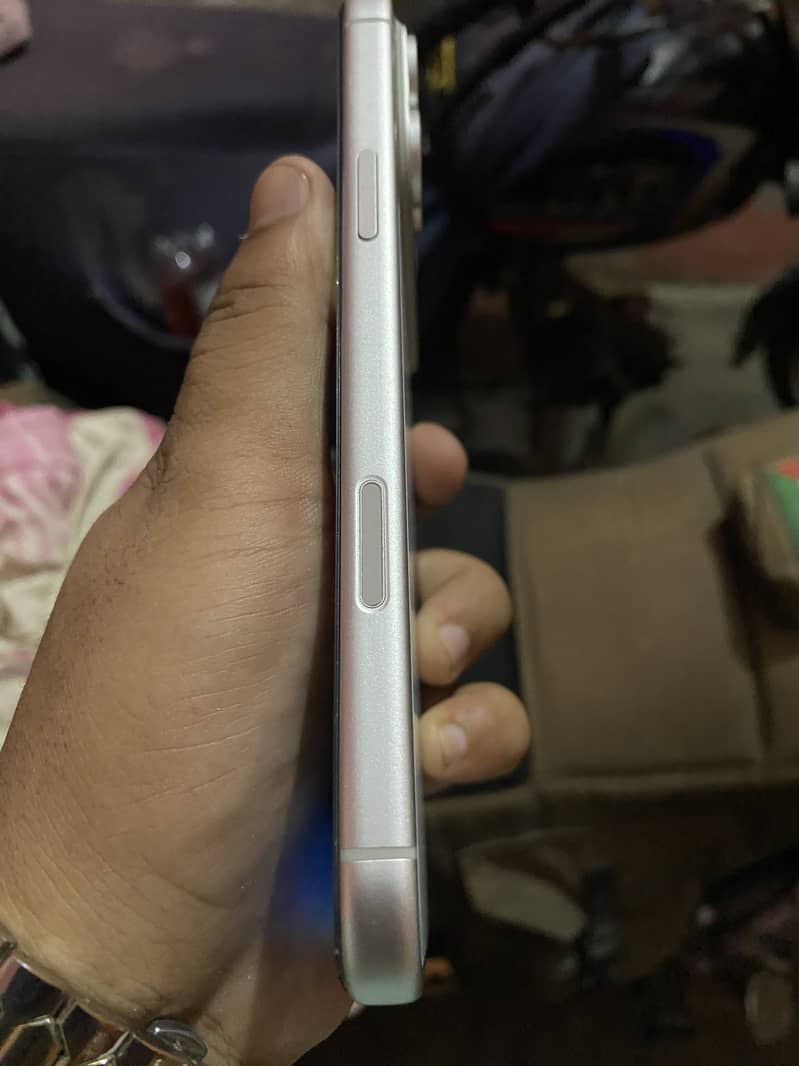 Apple iPhone 17 Pro Max 7