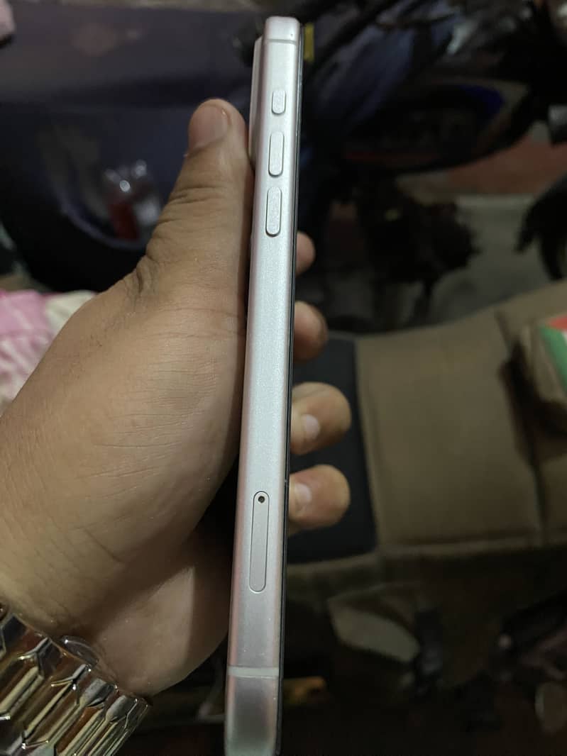 Apple iPhone 17 Pro Max 8