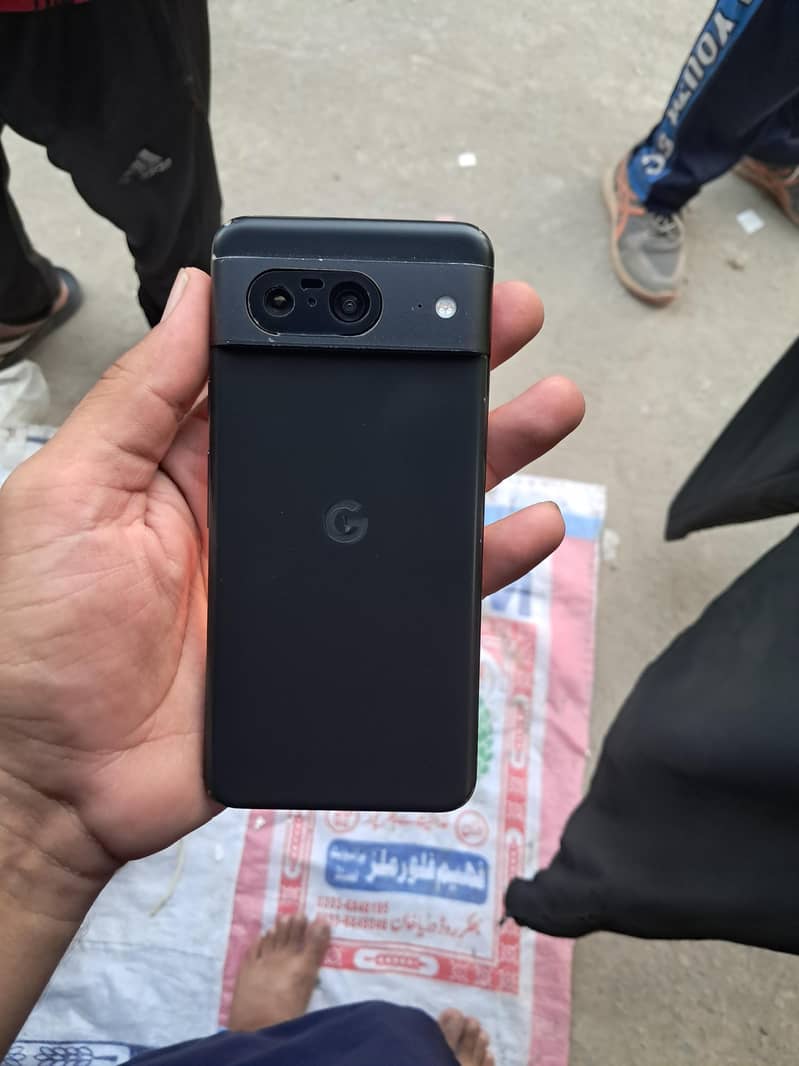 Google Pixel 8 1