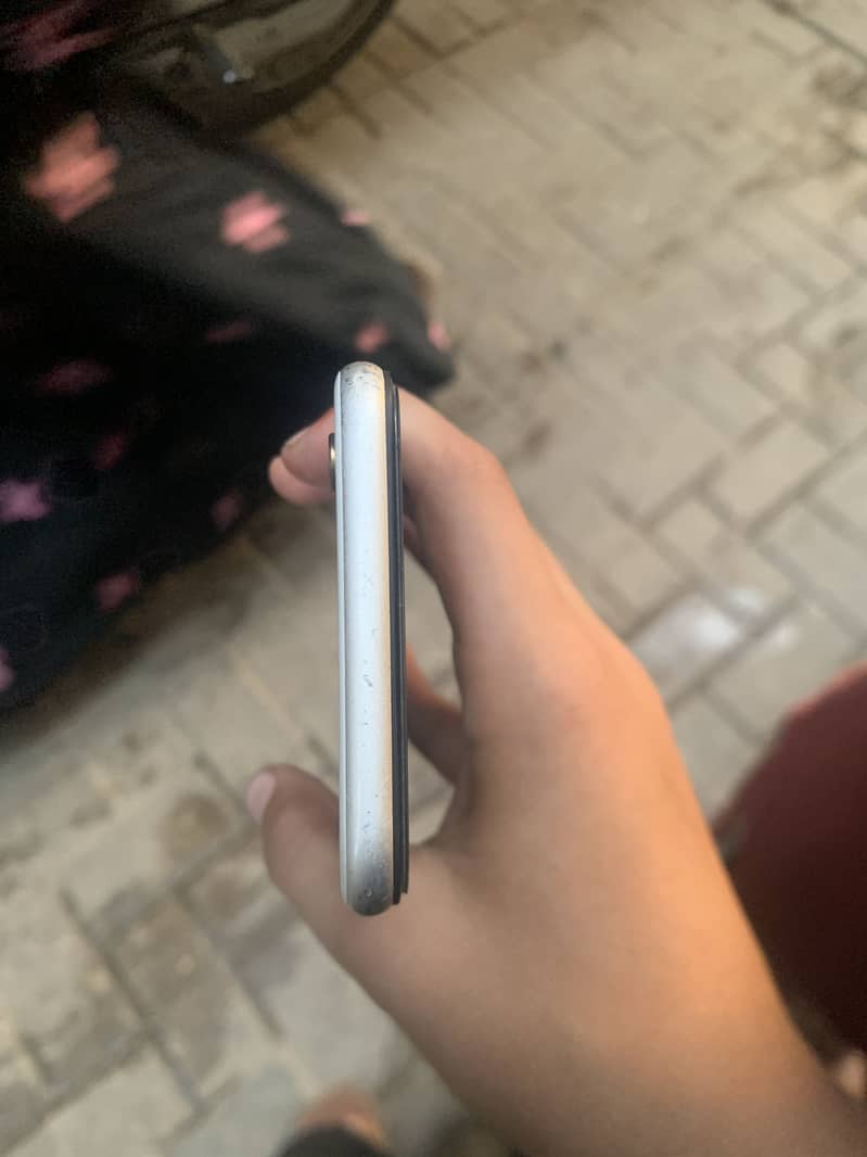 Apple iPhone 6 3