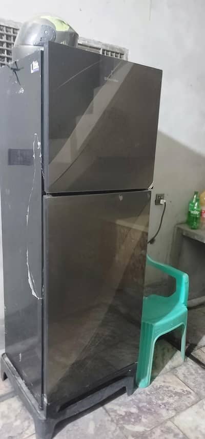 ELECTROLUX FRIDGE FULL SIZE