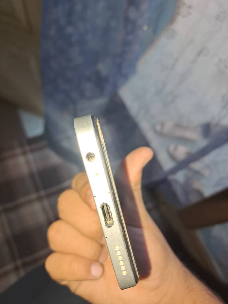 Tecno Spark Go 1