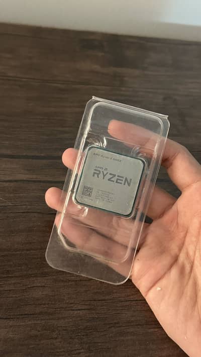 RYZEN 5 2600X