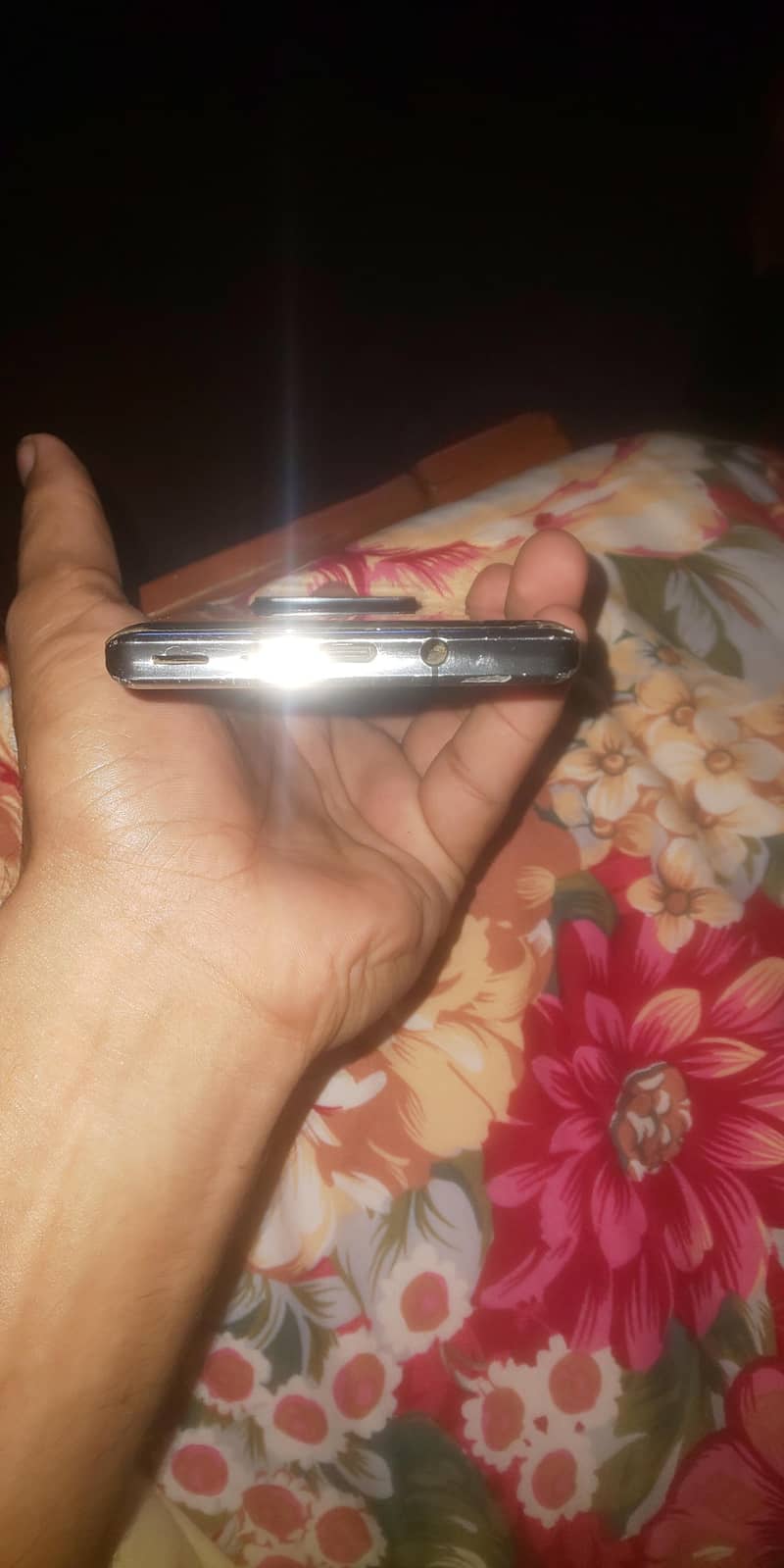 Sharp Aquos Sense 4