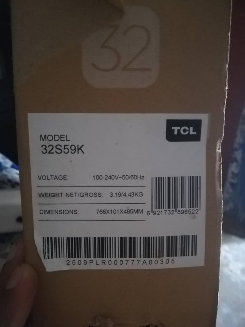 TCL 32 ANDROID TV 4