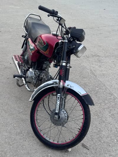United motorcycle cd70 urgent sale