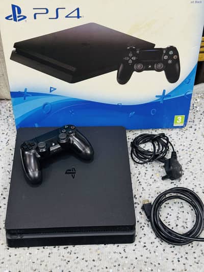 Ps4 Slim (1TB) Jailbreak With Games