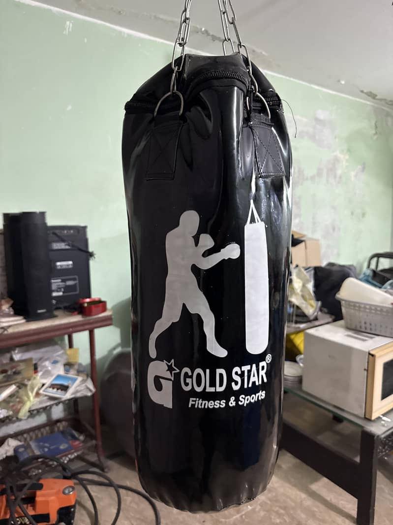 Boxing bag 0