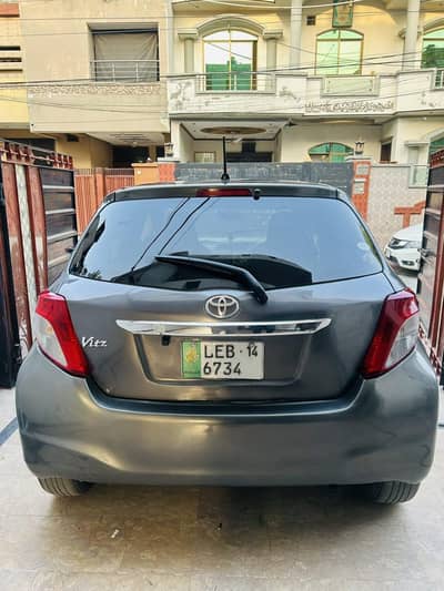 Toyota Vitz 2011 / 2014