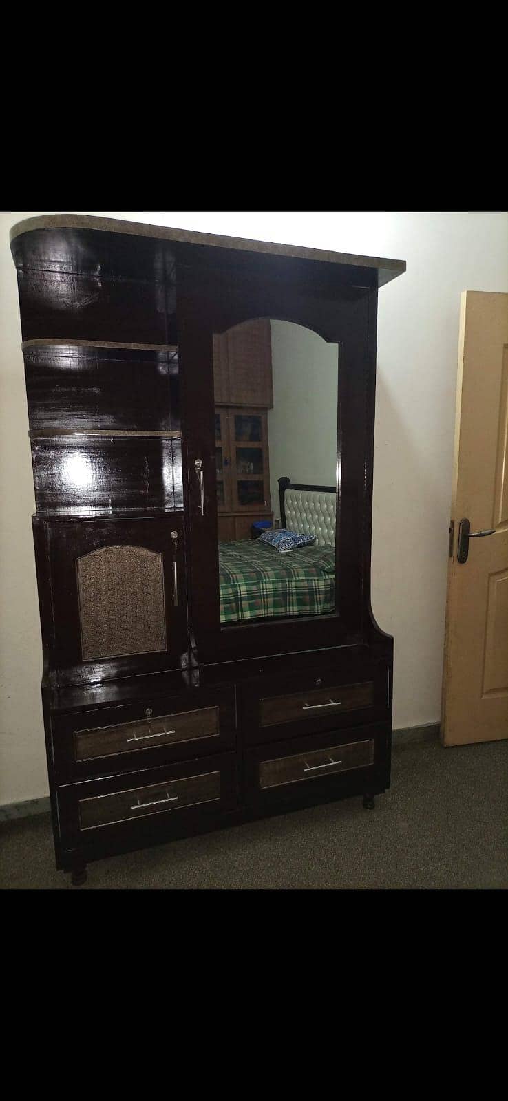 dressing table 1