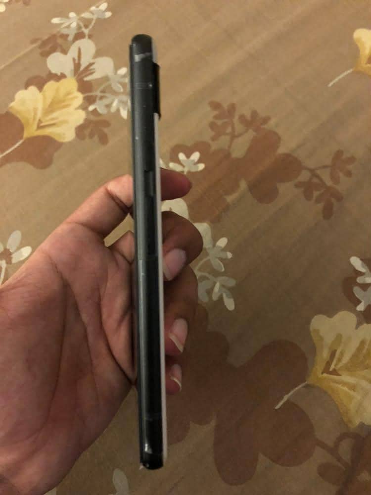 Google Pixel 6a 1