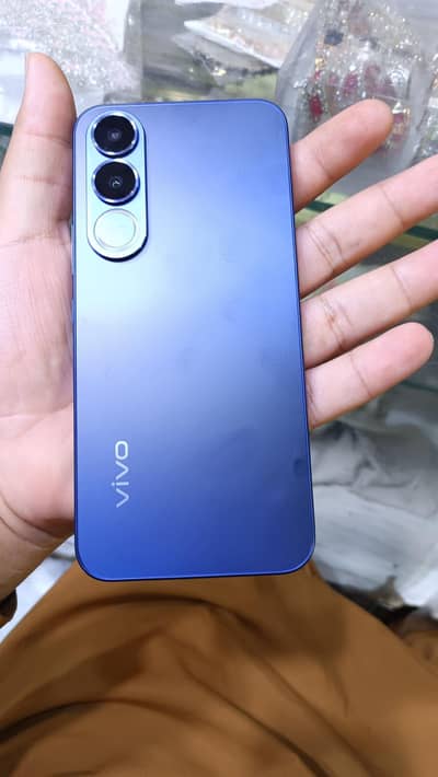 Vivo V70 FE 5G