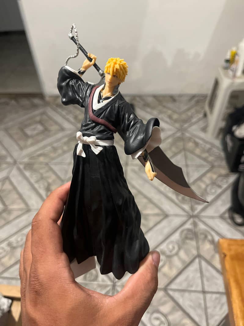Anime action figures 16