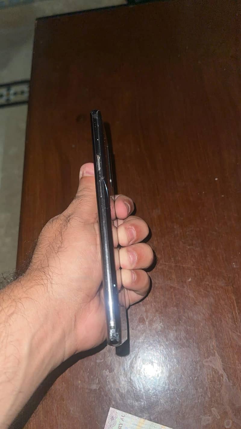 One Plus 7 Pro 3