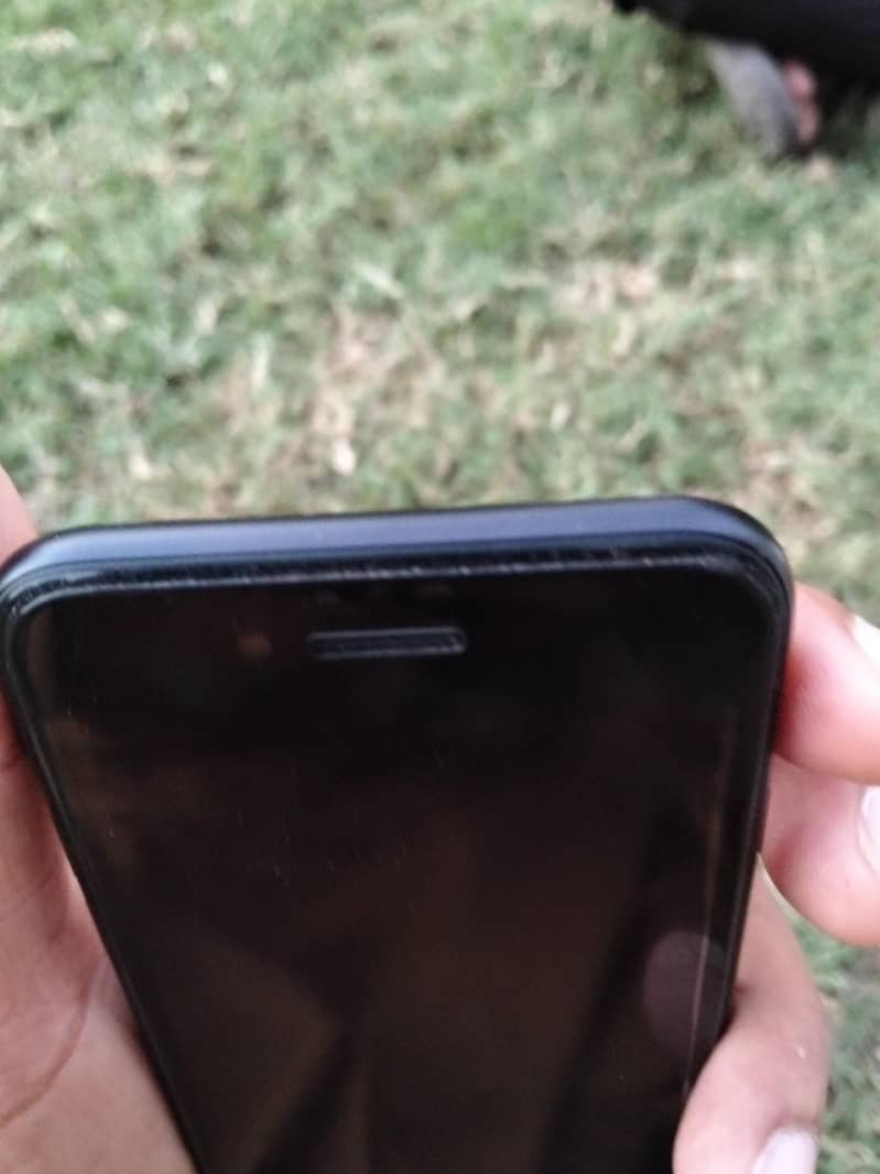 Apple iPhone SE 0
